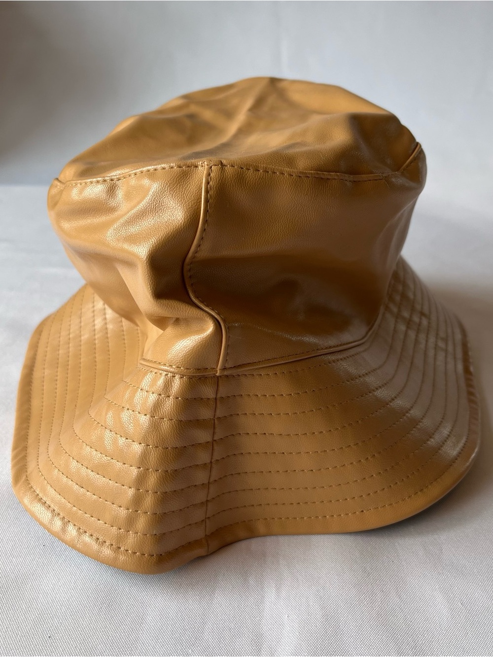 Forever 21 Tan Wave Bucket Hat New With Tags